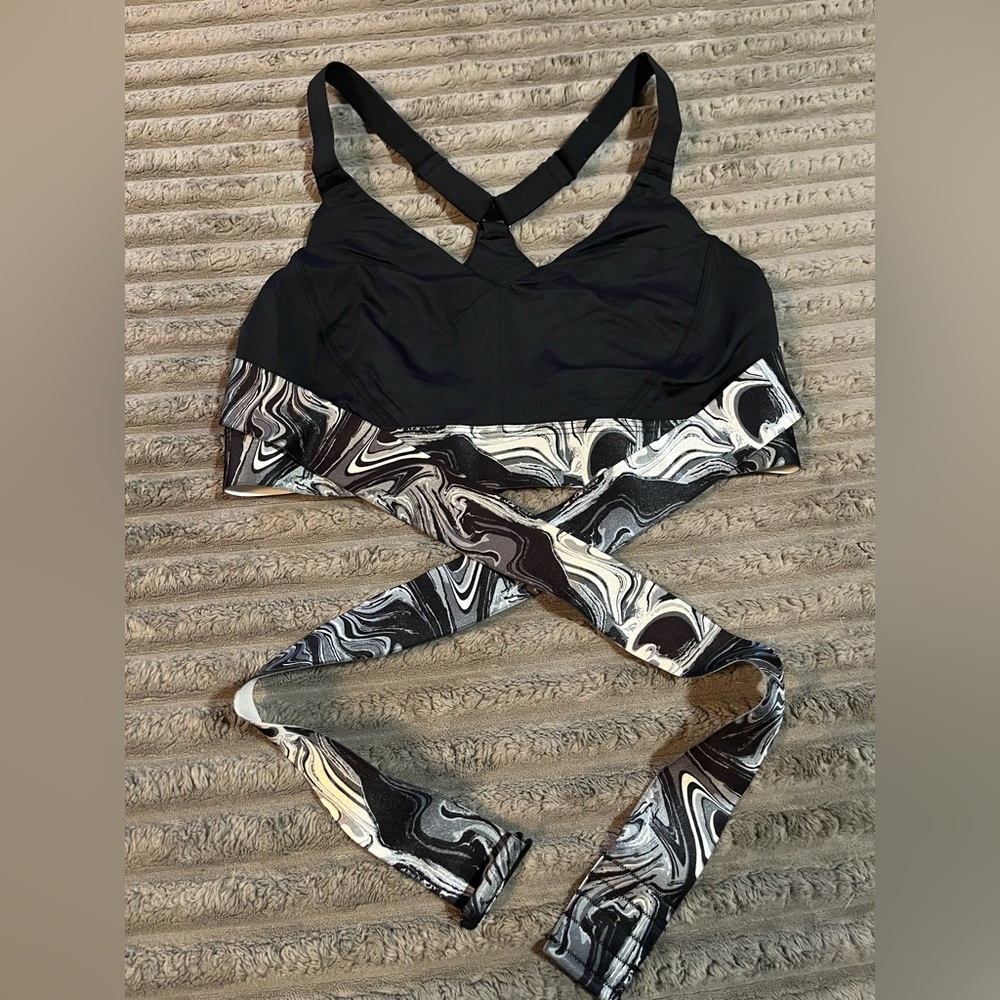 Adore Me Black Sports Bra Medium